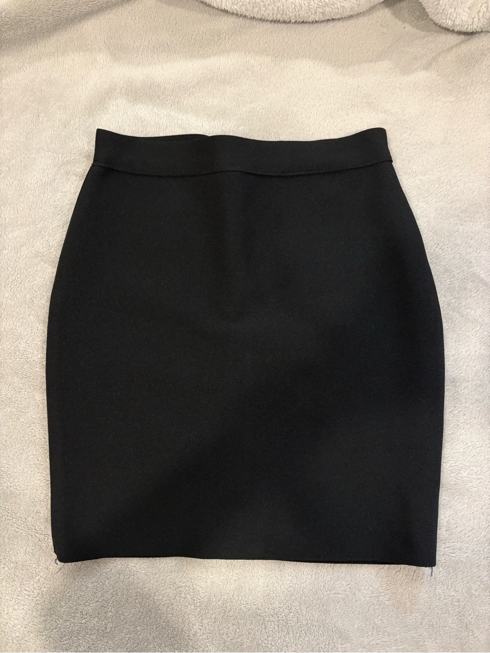 M BOUTIQUE MINI PENCIL SKIRT